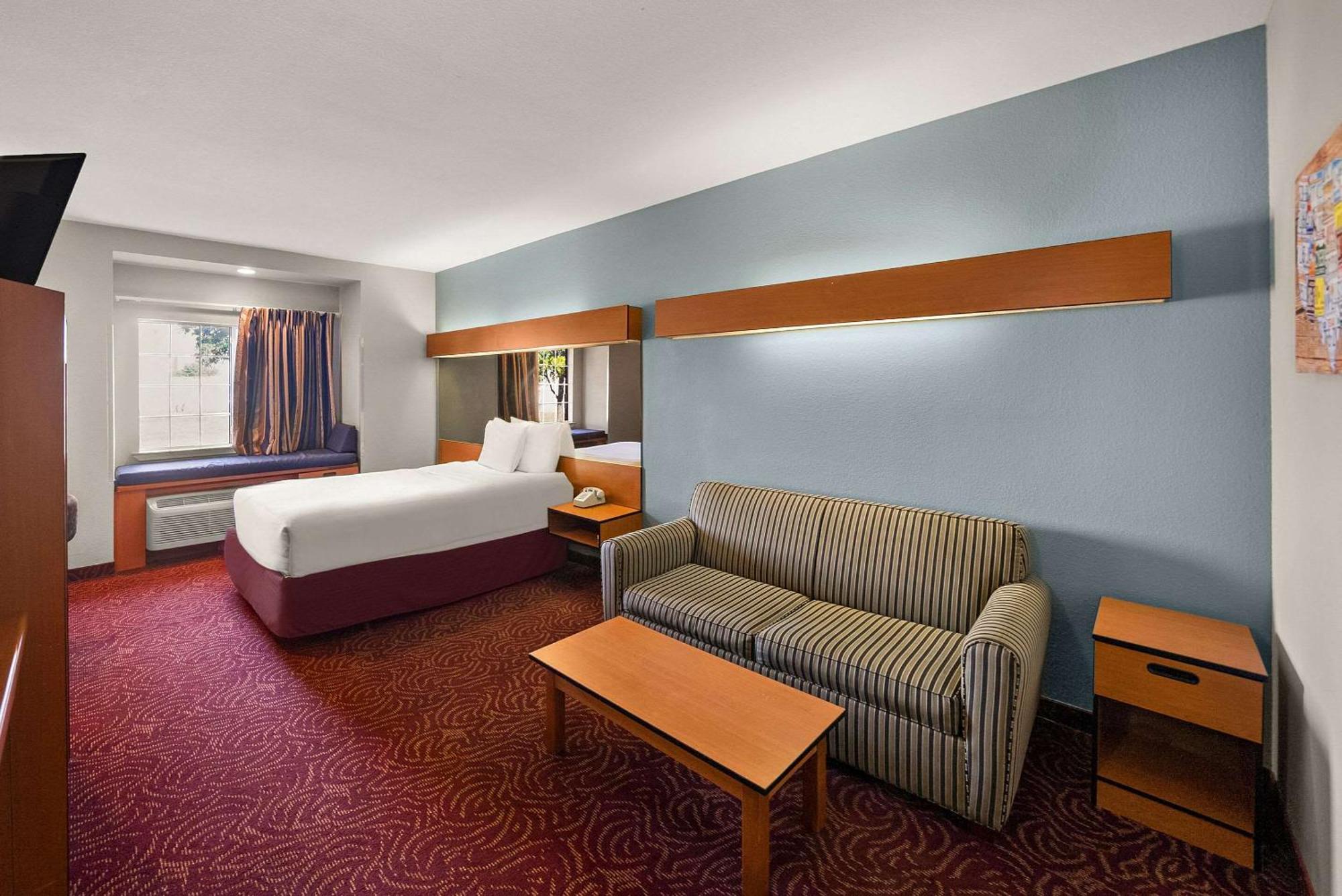 Econo Lodge Inn & Suites Mesquite - Dallas East Exterior foto
